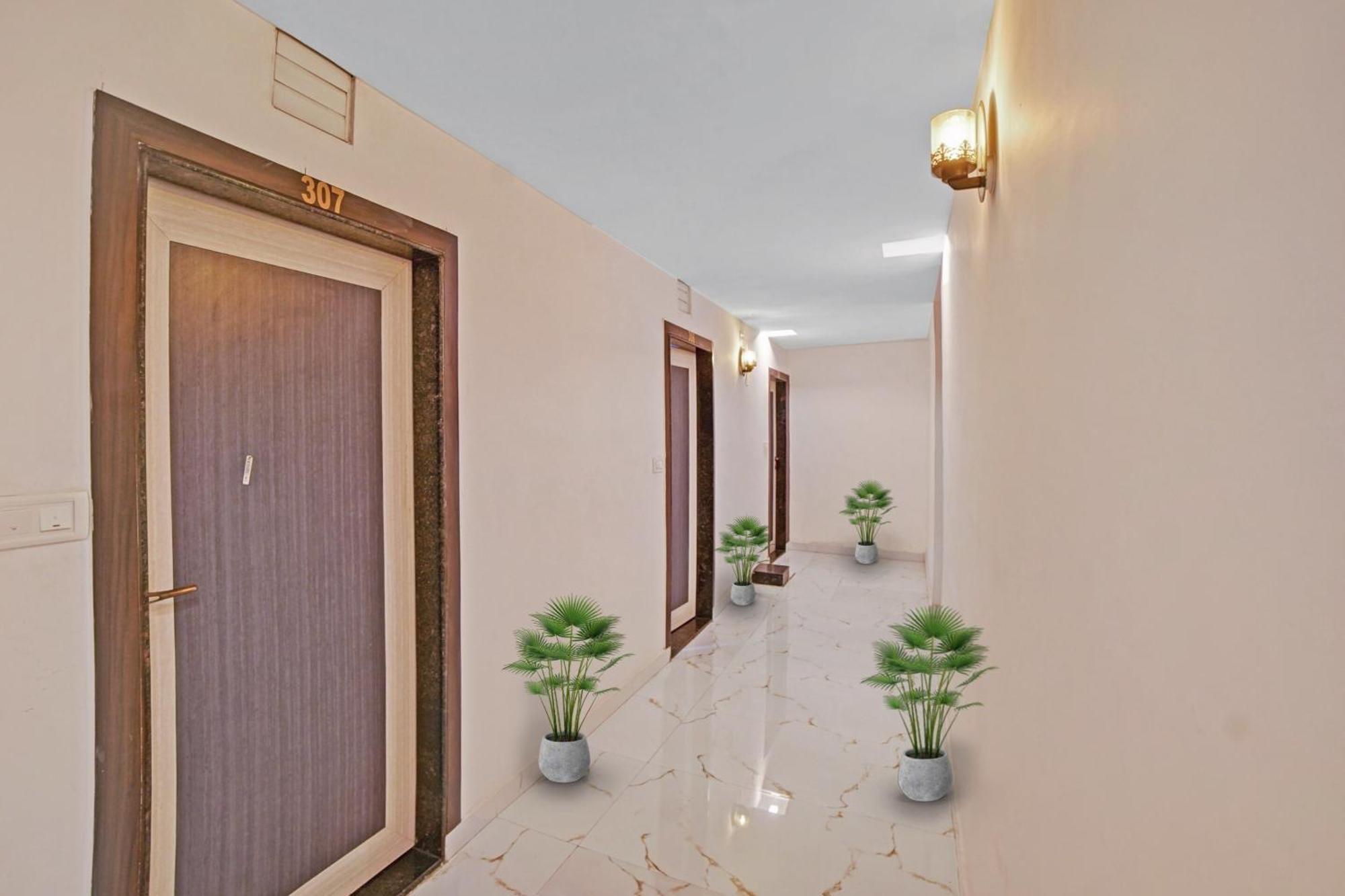 Hotel O Sandeep Rāipur Exterior foto