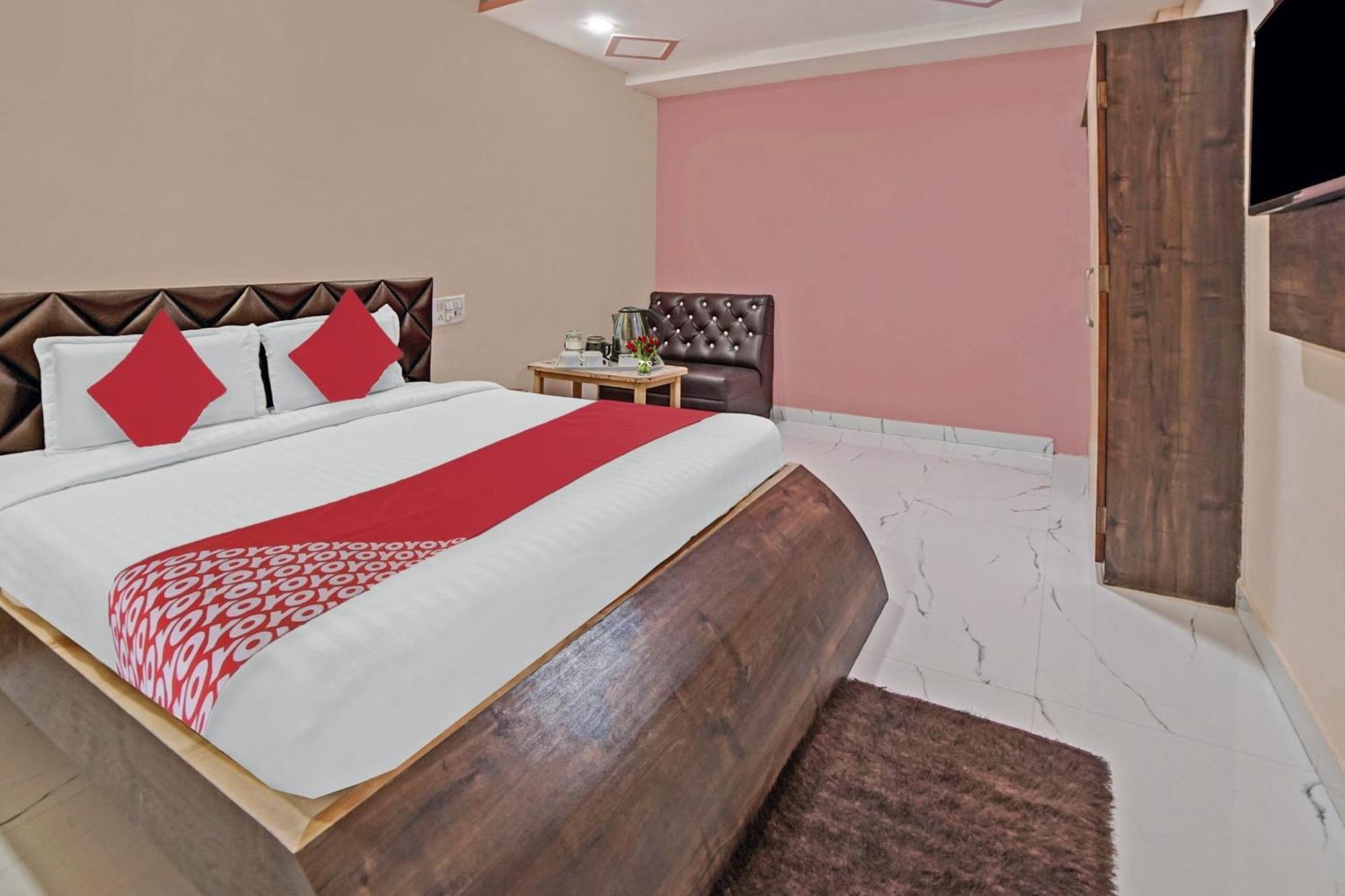 Hotel O Sandeep Rāipur Exterior foto